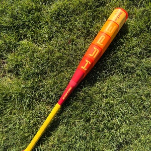 Small Chip in Barrel: 30in 22oz Easton Hype Fire Composite USSSA Certified Bat (2025)