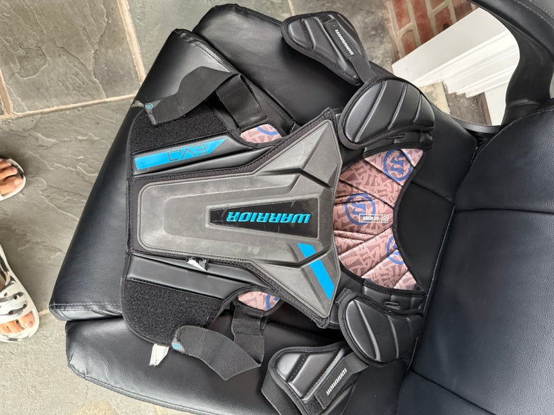 Medium Adult Warrior Evo Shoulder Pads (Used)