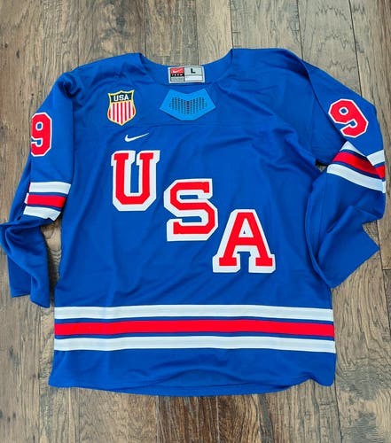 Team U.S.A TKACHUK 2026 Olympic Hockey Jersey Men's Large  (New)