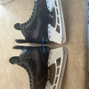 2016 Bauer Nexus 7000 Hockey Skates Regular Width 9 (Used)