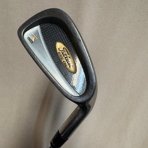 Men's 4 iron Titleist DCI 882 OS Right Handed Stiff Flex Steel Shaft (Used)