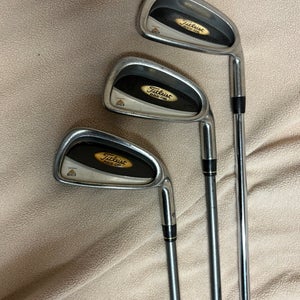 Men's Titleist DCI 822 OS Right Handed Iron Set Regular Flex Graphite/Steel Shaft (Used)