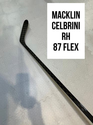 Senior(1x)Right Macklin Celebrini 87 Flex ProBlackStock™ Unbranded Pro Stock Hockey Sticks