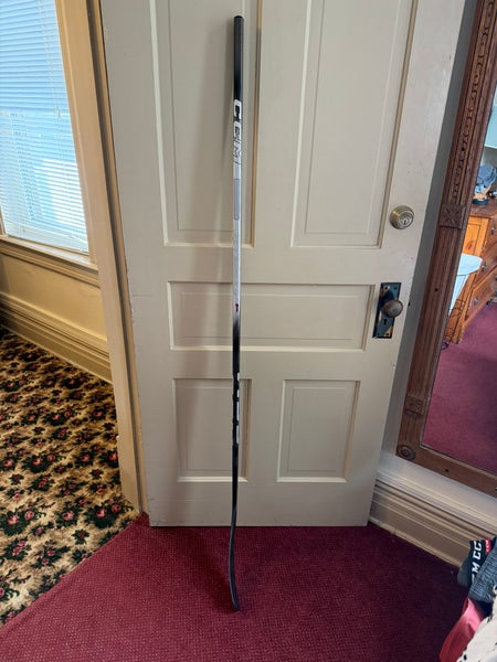 Senior CCM JetSpeed FT8 Pro Right Handed Hockey Stick P29+1/4 70 Flex (Used)