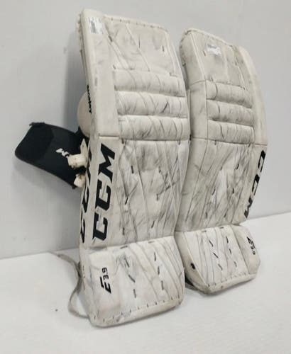 30" CCM Extreme Flex 3.9 Goalie Leg Pads (Used)