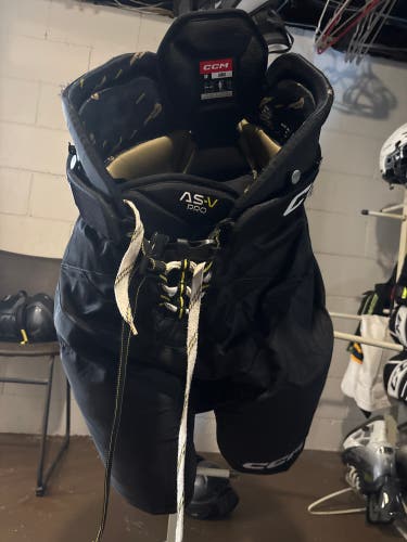 Senior Large CCM Tacks AS-V Pro Hockey Pants (Used)