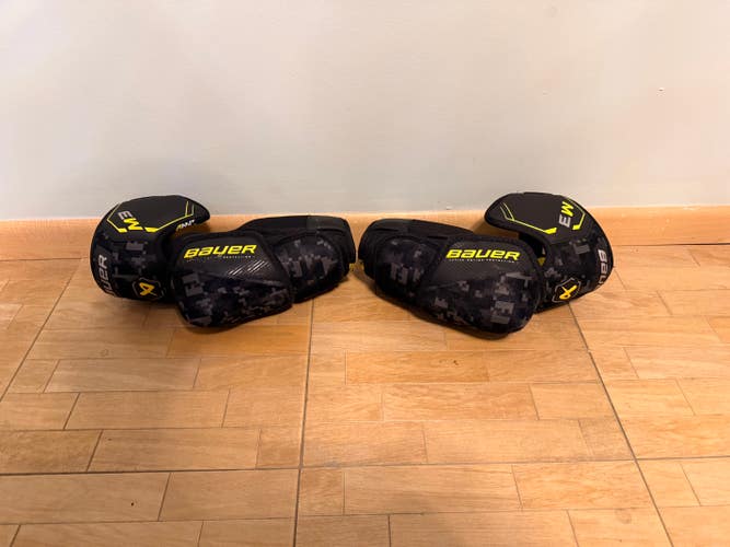Senior Medium Bauer Supreme M3 Elbow Pads (Used)