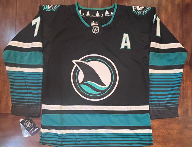 San Jose Sharks Macklin Celebrini Adult Small (46) Black #71 NWT