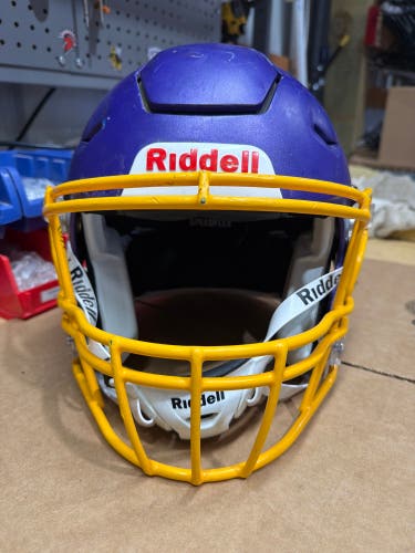 USED RIDDELL FLEX ADULT HELMET - MEDIUM - FLAT PURPLE METALLIC