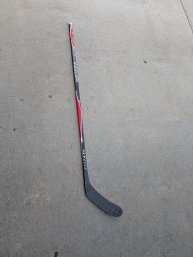 Senior Bauer Vapor Flylite Left Hand Hockey Stick P28 77 Flex Pro Stock (Used)