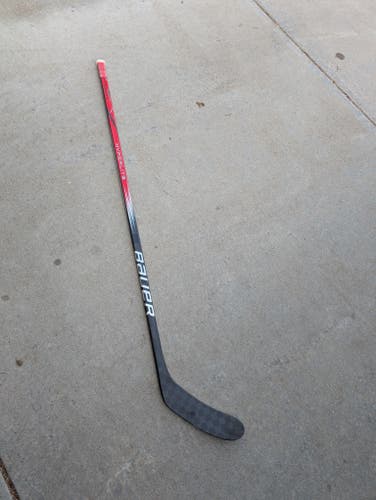 Senior Bauer Vapor Hyperlite 2 Left Hand Hockey Stick P28 77 Flex Pro Stock (Used)