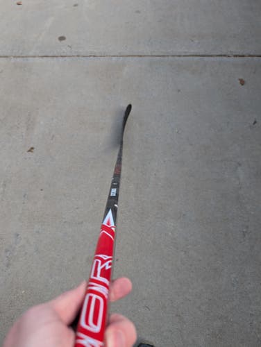 Senior Bauer Vapor Flylite Left Hand Hockey Stick P28 70 Flex Pro Stock (Used)