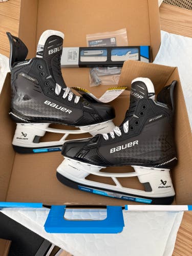 Black 2024 Bauer Supreme Shadow Hockey Skates Wide Width 8 (New)