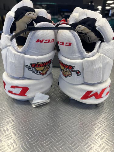 CCM Tacks 45C Gloves 10"