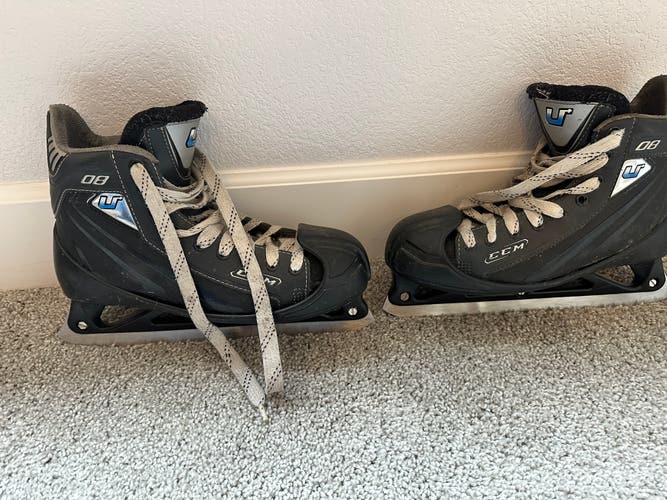 Black 2011 CCM U+ 08 Hockey Skates Regular Width 8 (Used)