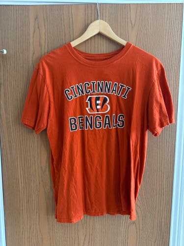 Cincinnati Bengals Large T-Shirt