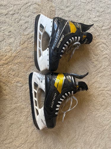 Black/Yellow 2020 Bauer Supreme Ultrasonic Hockey Skates 8 (Used)