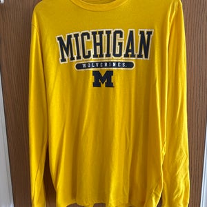 Michigan Wolverines Large Long Sleeve Shirt (New)