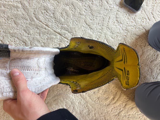 2018 Bauer Supreme S25 Hockey Skates 6.5 (Used)