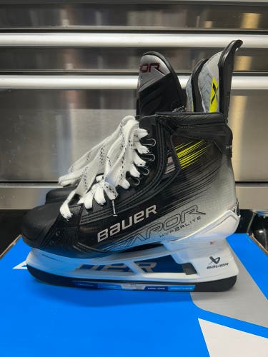 Bauer Vapor Hyperlite2 Hockey Skates NCAA Pro Stock Size 9.5 FIT 3 288MM (New)