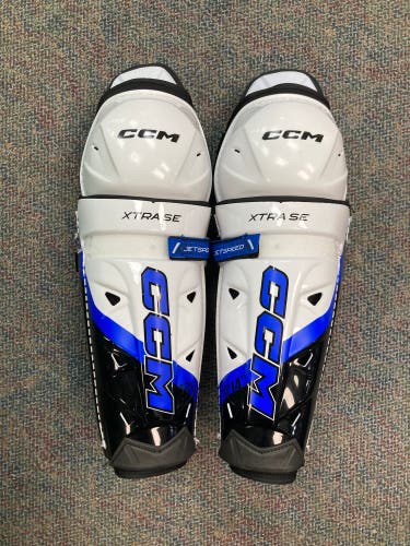 14" CCM JetSpeed XTRA SE Shin Pads