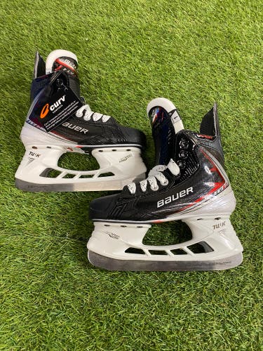 Bauer Vapor Fly40 Hockey Skates | Junior Size 1