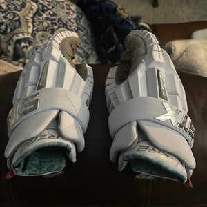 STX Surgeon RZR2 Lacrosse Gloves (New)