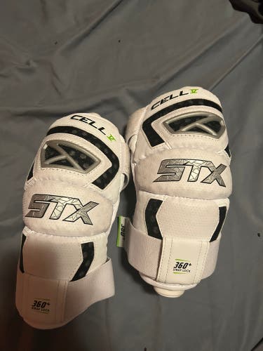 Medium Adult STX Cell VI Arm Pads (New)