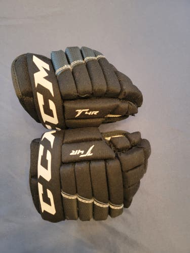 CCM HGT4R Gloves 8" (Used)