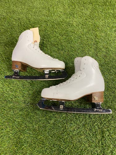 Risport RF3 Pro Figure Skates | Adult 9.5