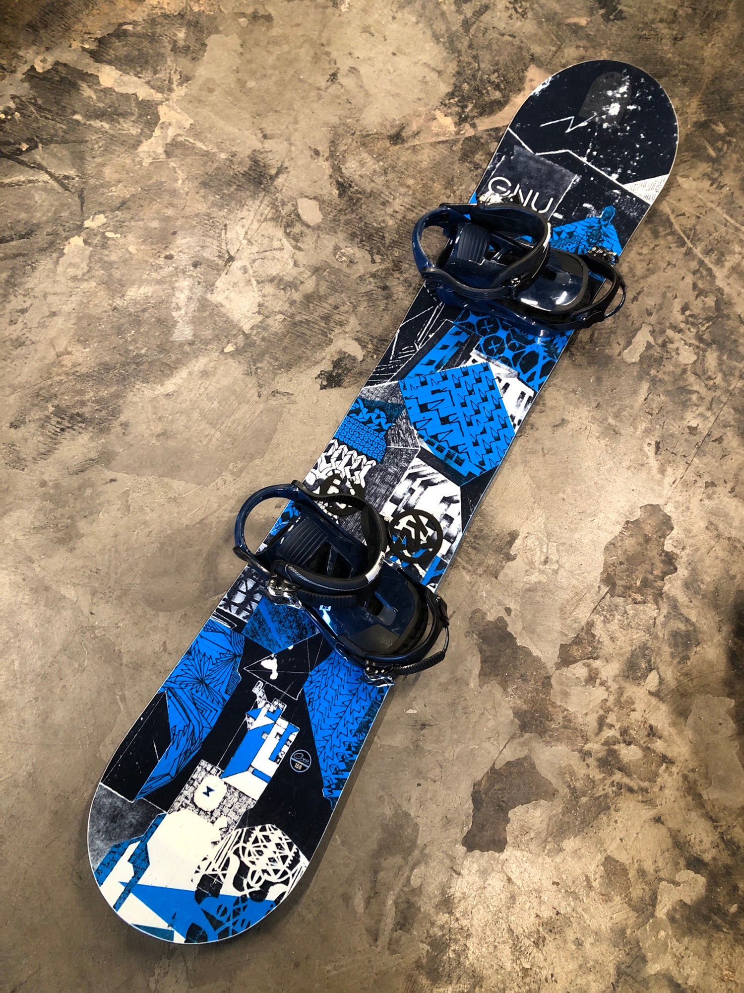 K2 Fuse Snowboard 2017 163cm Wide | SidelineSwap | Buy and Sell on