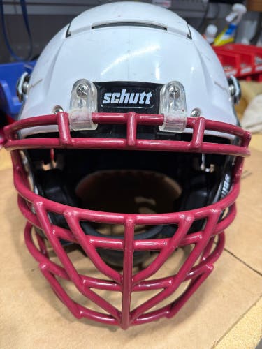 USED SCHUTT F7 2.0 - LARGE - WHITE