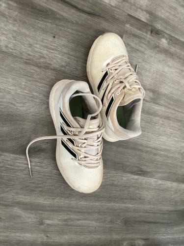 White Kids 4Y (Big Kids / Youth) Youth Adidas Molded Cleats Cleats (Used)