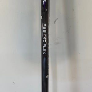 Junior Bauer Vapor Flylite Right Handed Hockey Stick P28 40 Flex (Used)