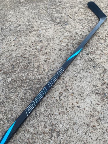 BAUER Nexus Tracer Used Pro Stock Hockey Stick Grip P92M 87 Flex Left 5650