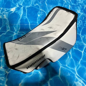 Youth Warrior Ritual G7 Goalie Blocker Regular (Used)