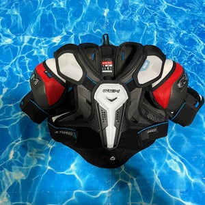 Small Junior CCM JetSpeed FT6 Shoulder Pads (Used)