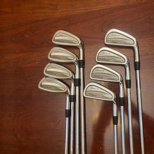 Men's Titleist 695 CB 3-PW Forged Right Handed Iron Set Stiff Flex Steel Shaft (Used)