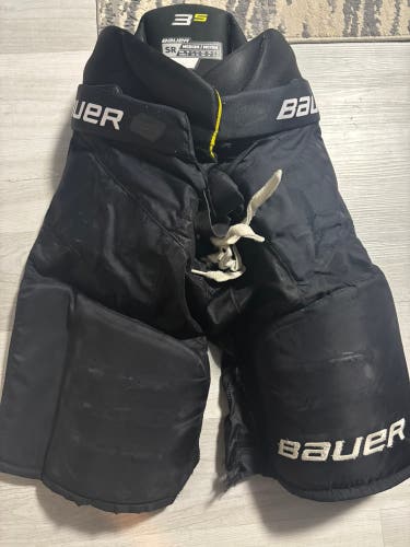 Men's Senior Medium Bauer Supreme 3S Hockey Pants (Used)