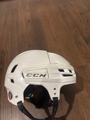 Small White CCM Super Tacks X Helmet (Used)
