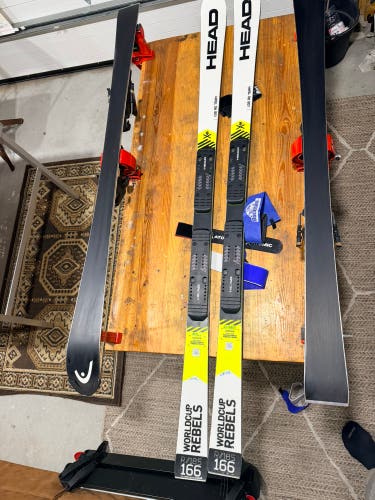 HEAD WC Rebels i.GS 166cm Racing Skis With Bindings (Used)