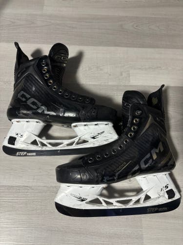 Black/Gray 2024 CCM Tacks XF Pro Hockey Skates Wide Width 8.5 (Used)