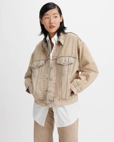 Levi's 90's Trucker Jacket Women's M Beige Denim Long Sleeve Flap Pocket GBO2139