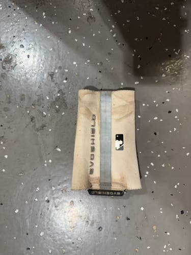 White Senior EvoShield Wrist Wrist Guards (Used)