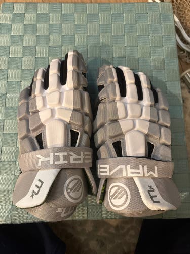 Maverik MX Lacrosse Gloves (Used for 1 season) Size L