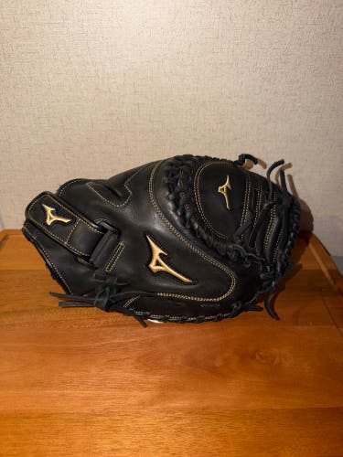Mizuno MVP Prime RH Catcher's Softball Glove 33" (Used)