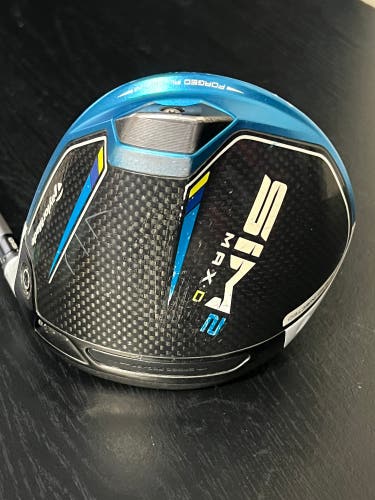 TaylorMade SIM2 MAX D Driver 10.5° RH Kuro Kage 60g R Flex Shaft GP MCC Grip