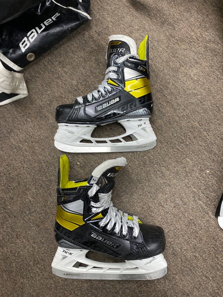 2020 Bauer Supreme 3S Hockey Skates Regular Width Size 2 (Used)