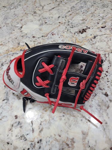 Wilson A2000 l Baseball Glove 11.75" (Used)