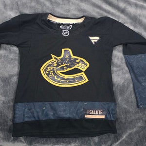 Black Medium Women's Jersey (New)